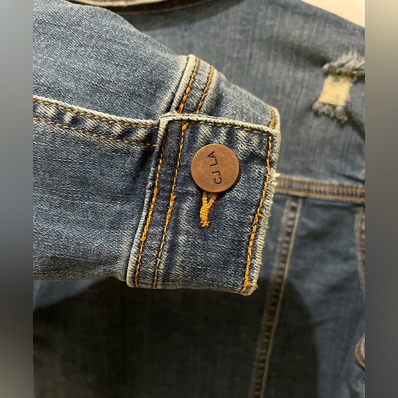 Carly Jean Los Angeles Jayne Denim Jacket Size Small - Picture 2 of 6
